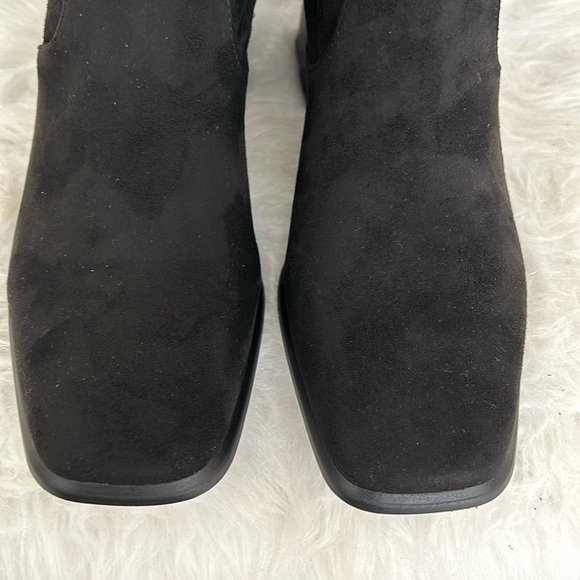 NWT, Marc Fisher blk suede bootie sz 8 1/2 - Picture 7 of 12